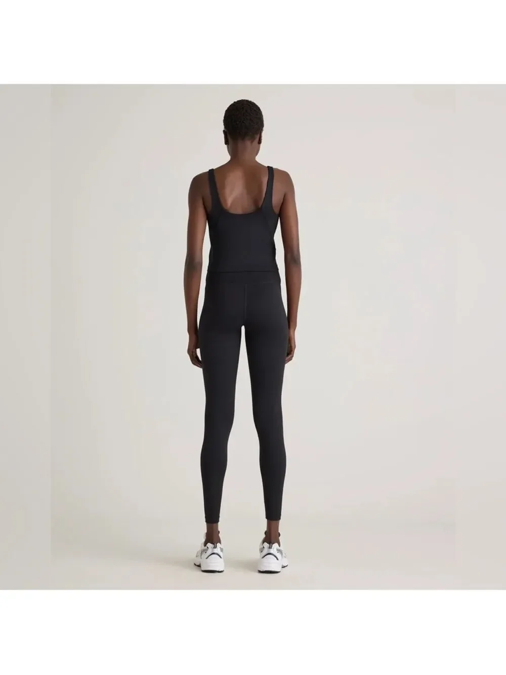 Quince Black Cropped Sports Bra Women’s Size XS